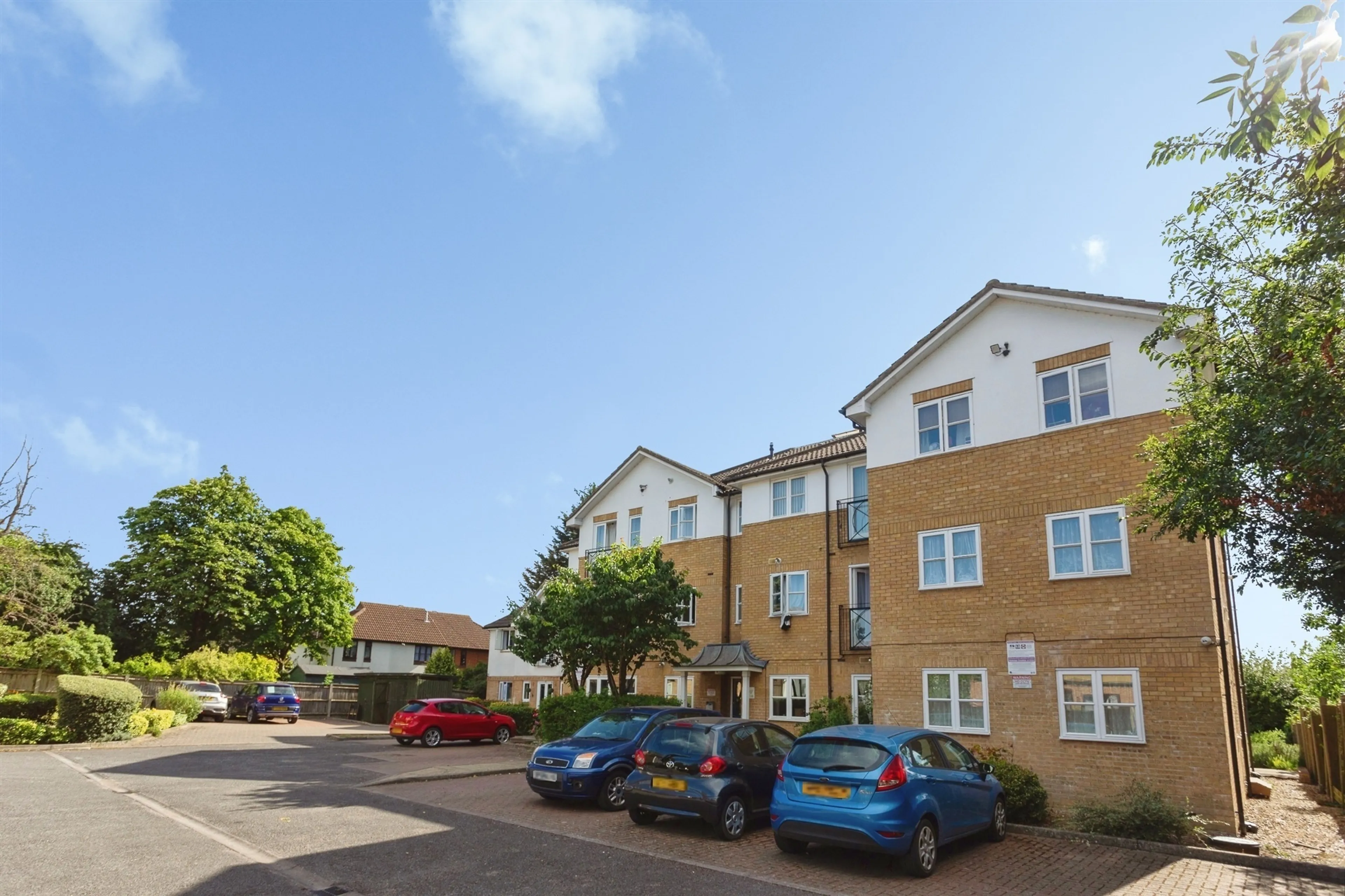 Property photo 0