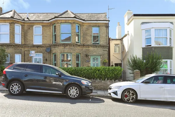 Dover Street, Ryde, Isle of Wight, PO33