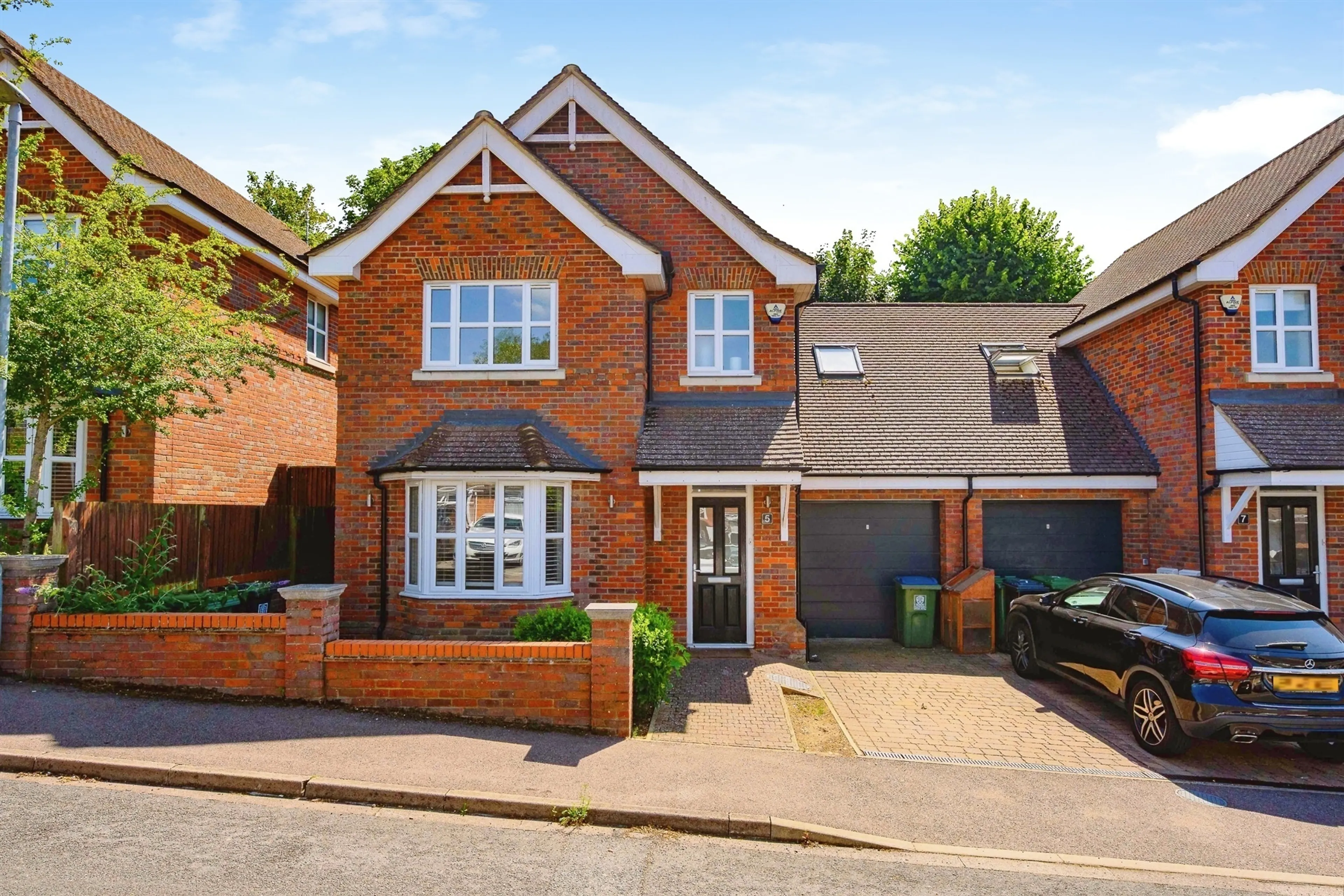 Property photo 0