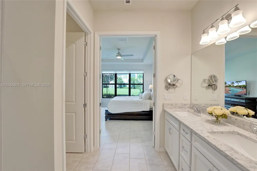 21982 CANADENSIS CIR, Boca Raton, FL 33428