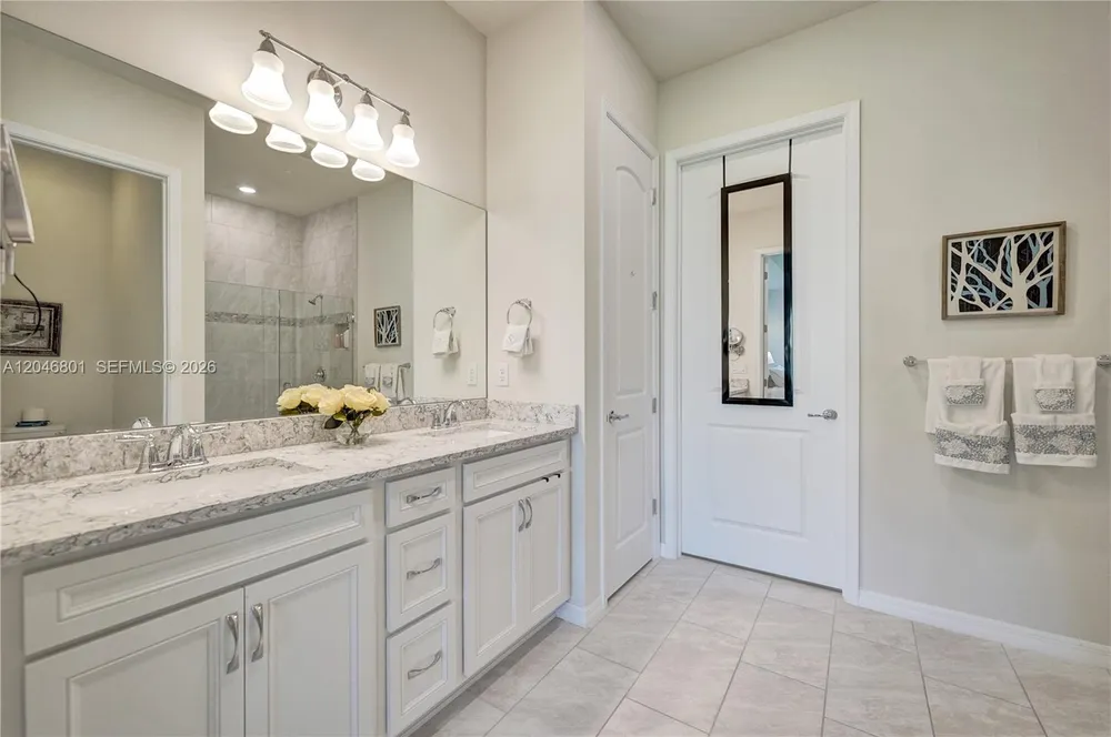 21982 CANADENSIS CIR, Boca Raton, FL 33428