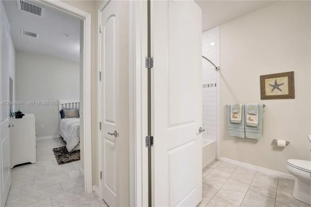 21982 CANADENSIS CIR, Boca Raton, FL 33428