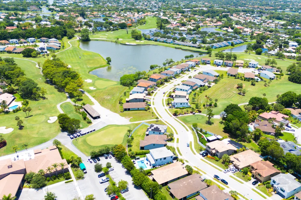 8028 NW 78th St, Tamarac, FL 33321