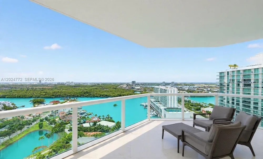 16500 Collins Ave, Sunny Isles Beach, FL 33160