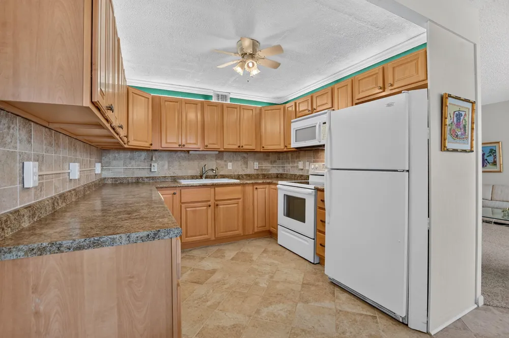 Ventnor Crescent, Deerfield Beach, FL 33442