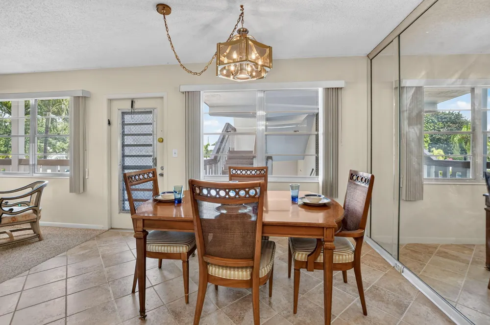 Ventnor Crescent, Deerfield Beach, FL 33442