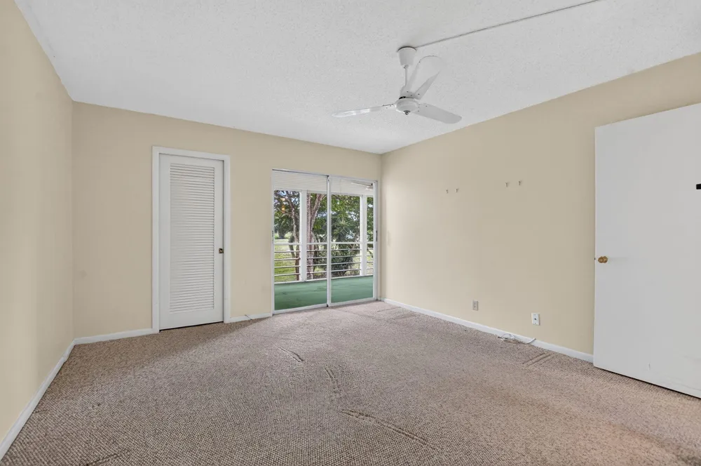 Ventnor Crescent, Deerfield Beach, FL 33442