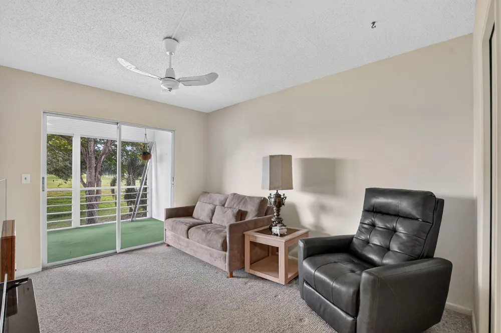 Ventnor Crescent, Deerfield Beach, FL 33442
