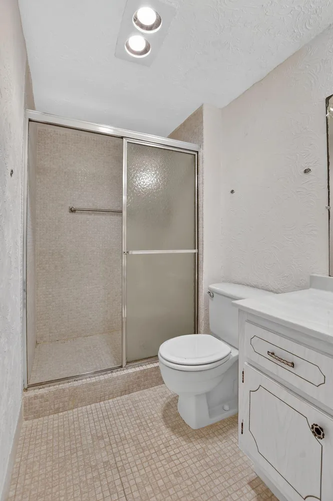 Ventnor Crescent, Deerfield Beach, FL 33442