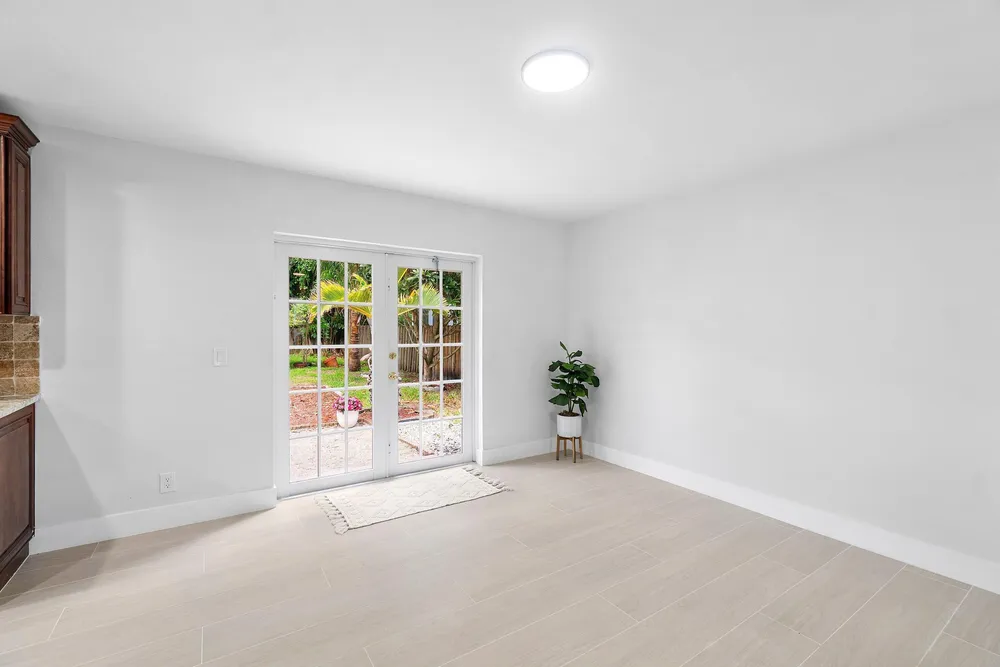 5119 Oak Hill Rd, Delray Beach, FL 33484