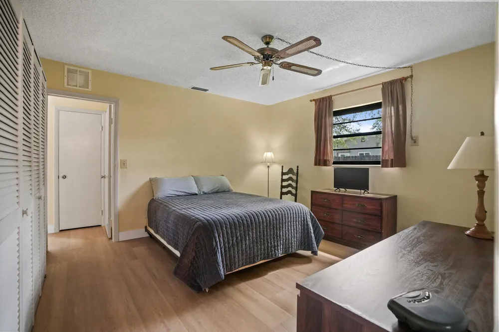3358 SW 16th Ct, Fort Lauderdale, FL 33312