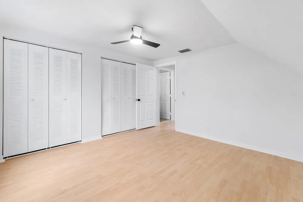5119 Oak Hill Rd, Delray Beach, FL 33484