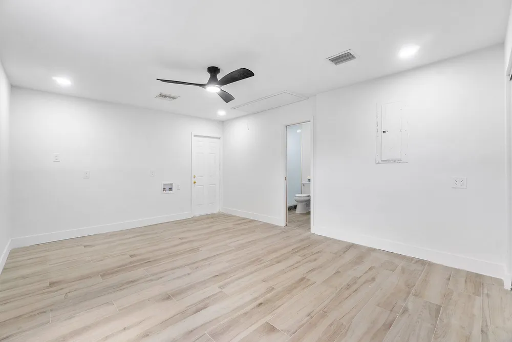 5119 Oak Hill Rd, Delray Beach, FL 33484