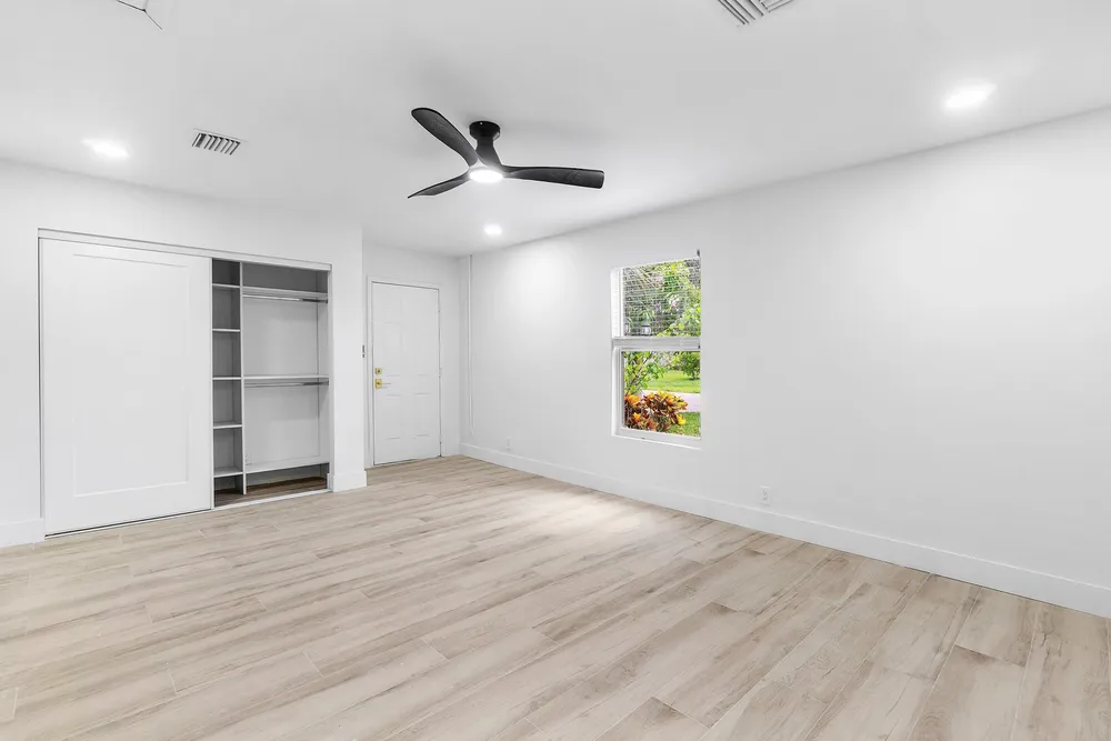 5119 Oak Hill Rd, Delray Beach, FL 33484