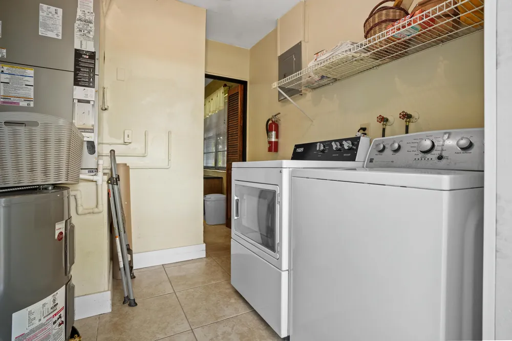 3358 SW 16th Ct, Fort Lauderdale, FL 33312