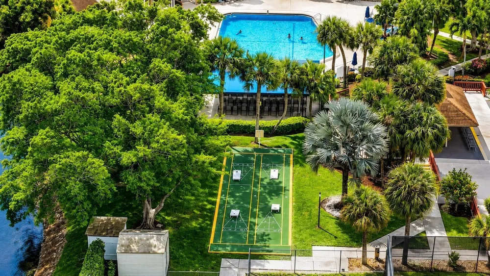 10039 53rd Way S, Boynton Beach, FL 33437