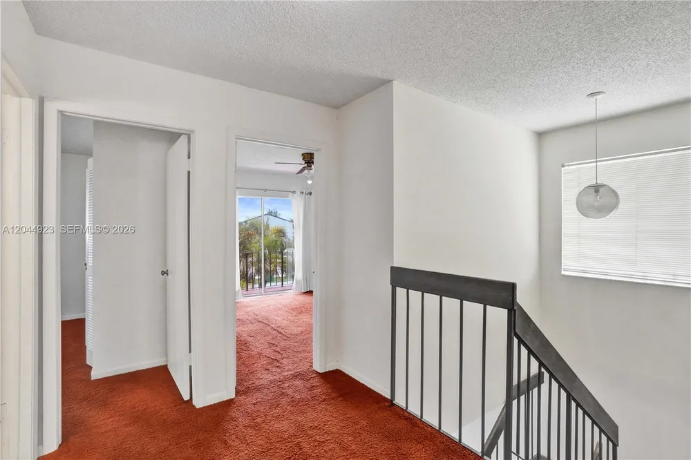 1050 SW 123rd Ave, Miami, FL 33184