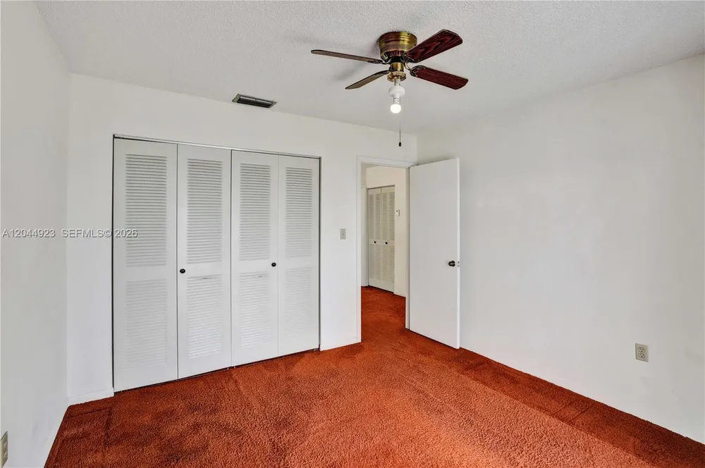 1050 SW 123rd Ave, Miami, FL 33184