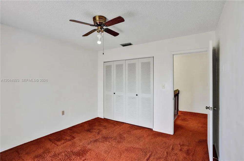 1050 SW 123rd Ave, Miami, FL 33184