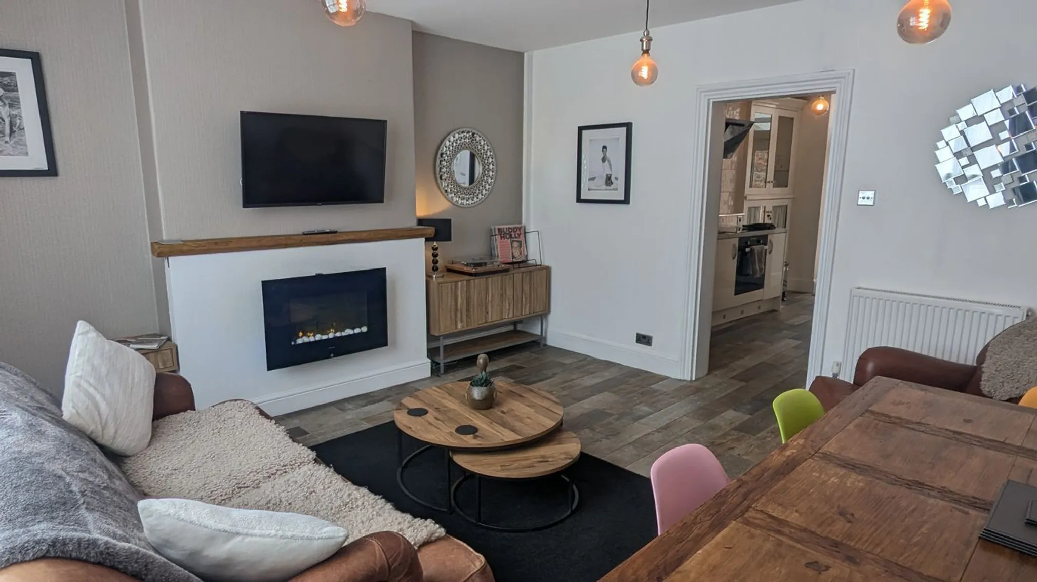 https://mr0.homeflow-assets.co.uk/files/photo/image/47787/5153/_x_/51640922.jpg