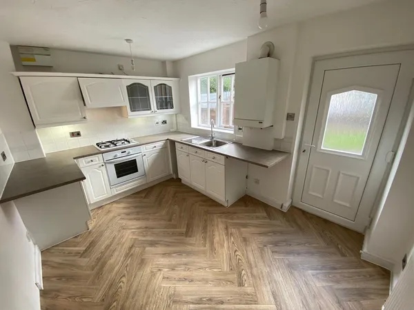 Orchard Avenue L14