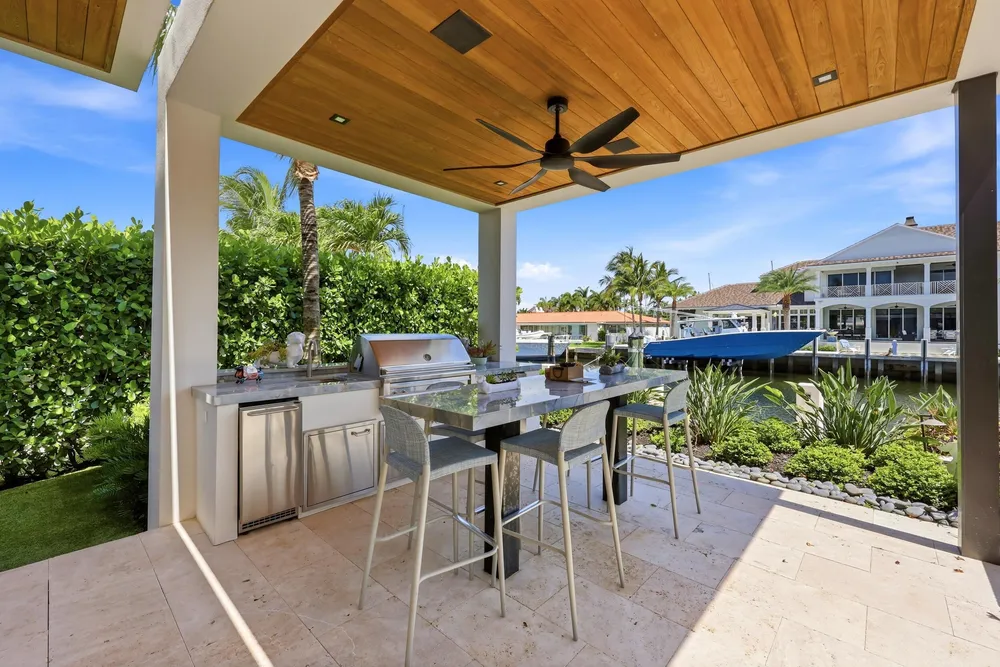 2863 NE 27th St, Fort Lauderdale, FL 33306