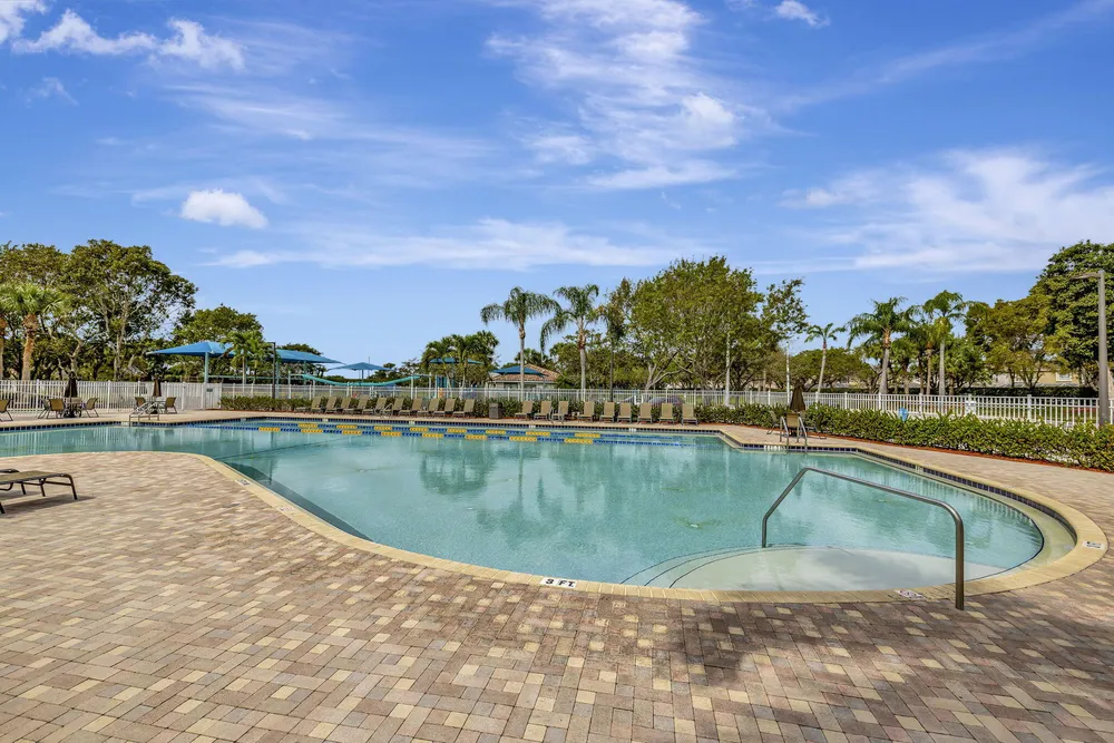 7553 Sally Lyn Ln, Lake Worth Beach, FL 33467