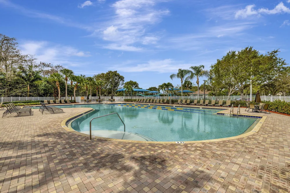 7553 Sally Lyn Ln, Lake Worth Beach, FL 33467