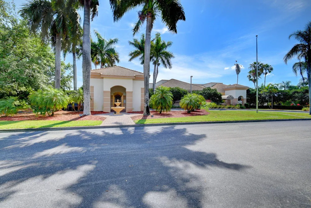 6405 Sand Hills Circle, Lake Worth Beach, FL 33463