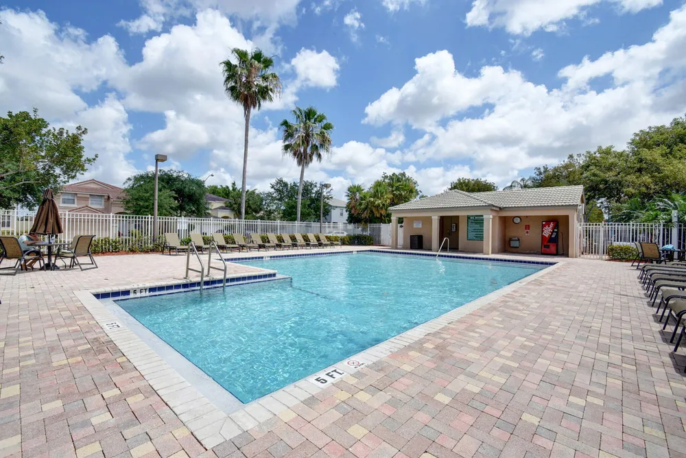 7553 Sally Lyn Ln, Lake Worth Beach, FL 33467