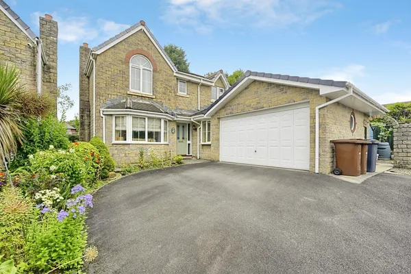 Eskdale Close, Burnley, Lancashire, BB10