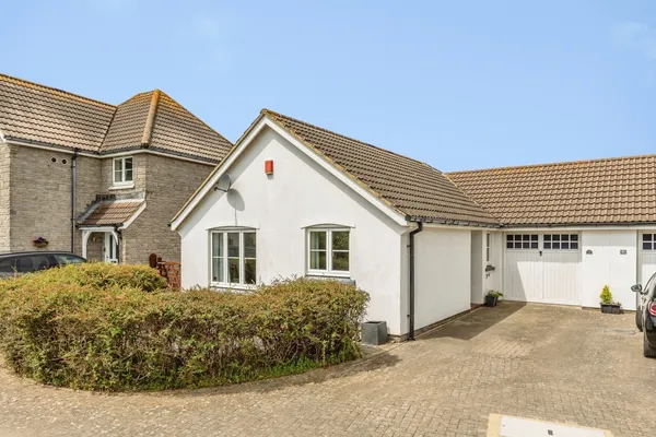 Myrtle Tree Crescent, Weston-super-Ma...