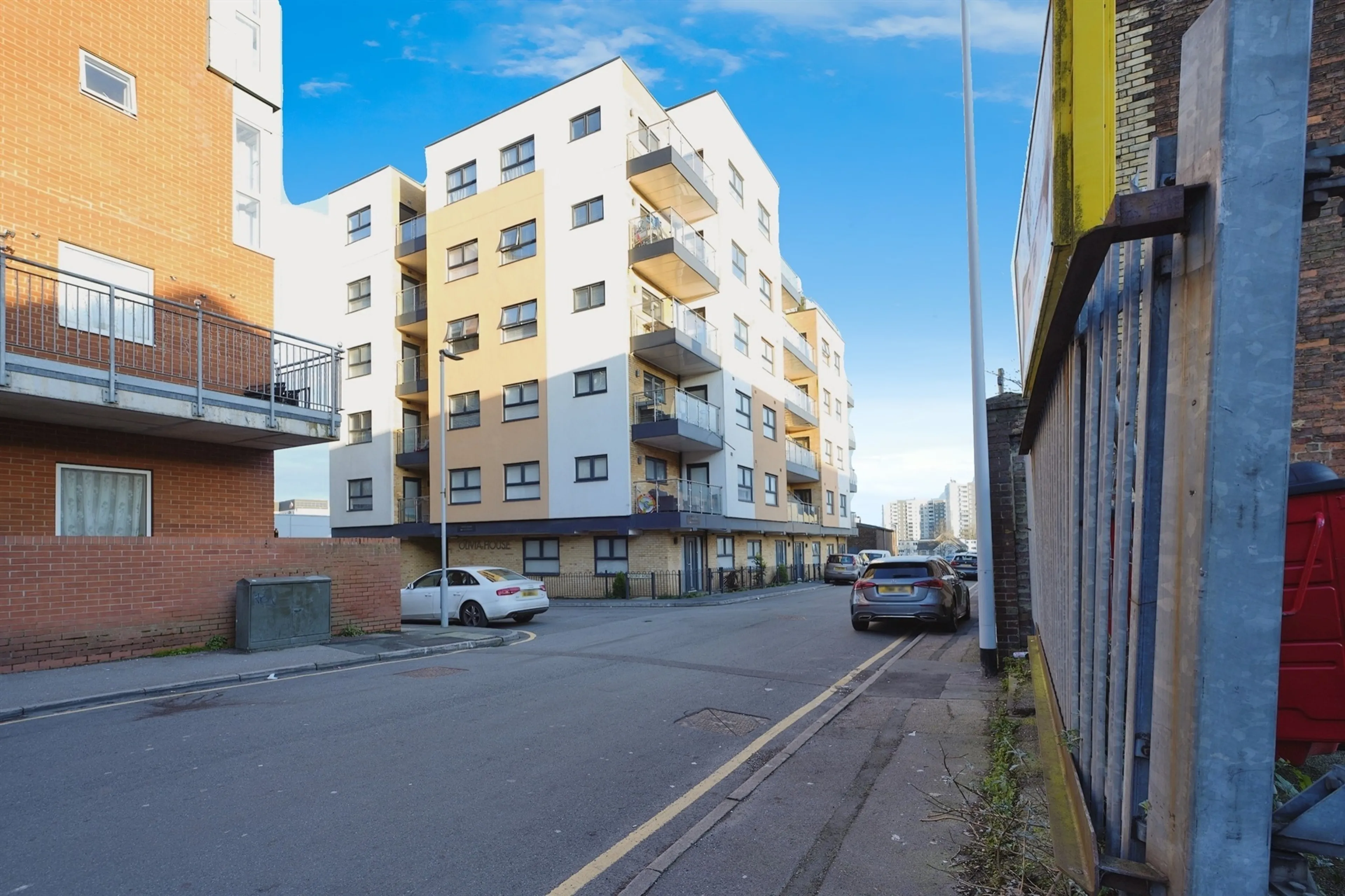 Property photo 0