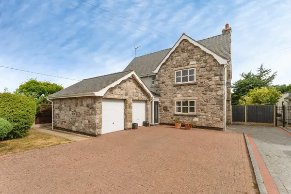 Abergele Road, Bodelwyddan, Clwyd, LL18