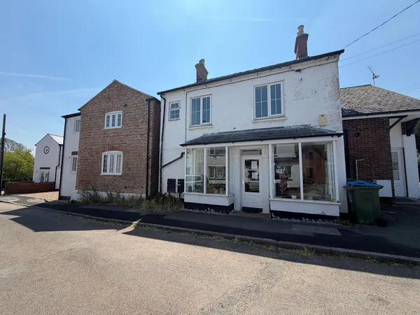 Church End, Newton Longvile