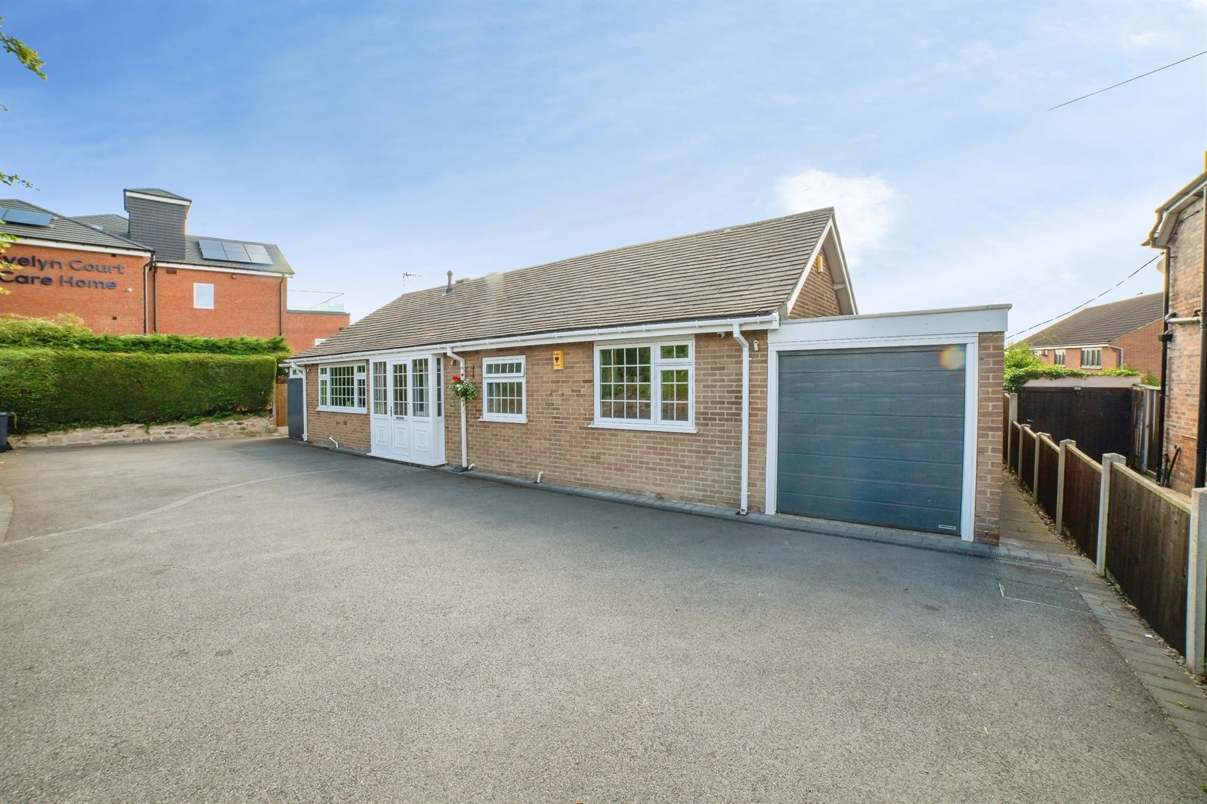 Property photo 0