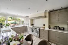 Woodend Drive, Ascot, SL5 photo 3