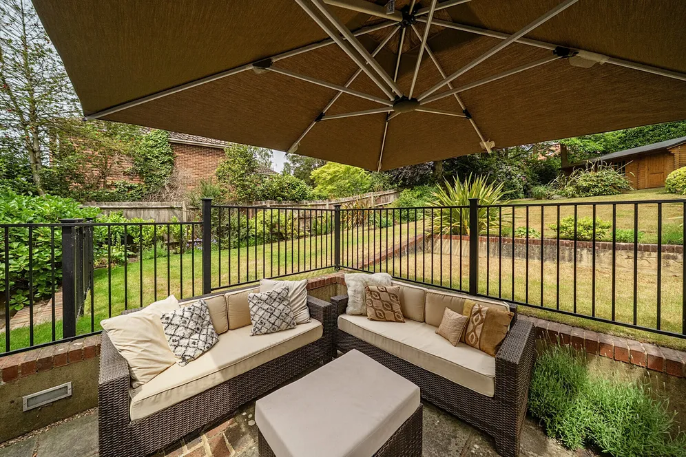 Woodend Drive, Ascot, SL5 photo 9