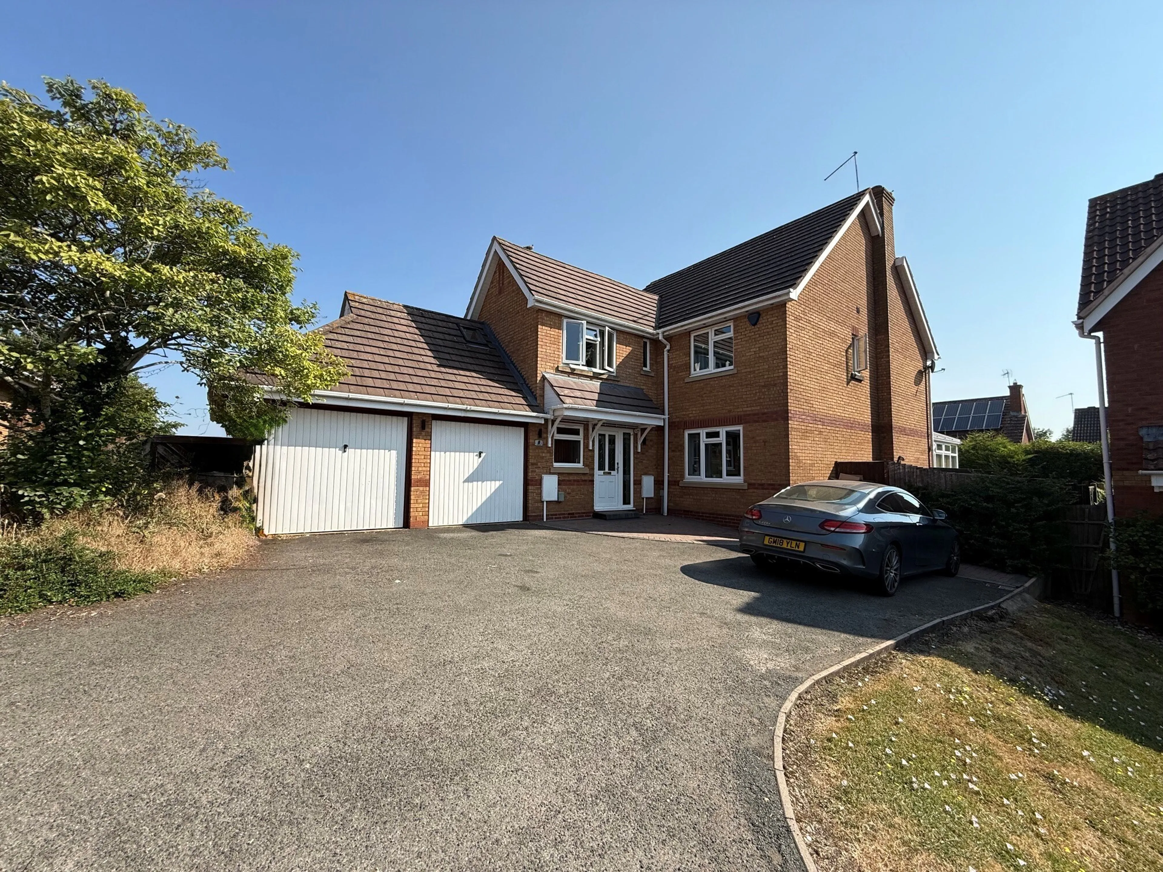 Property photo 0