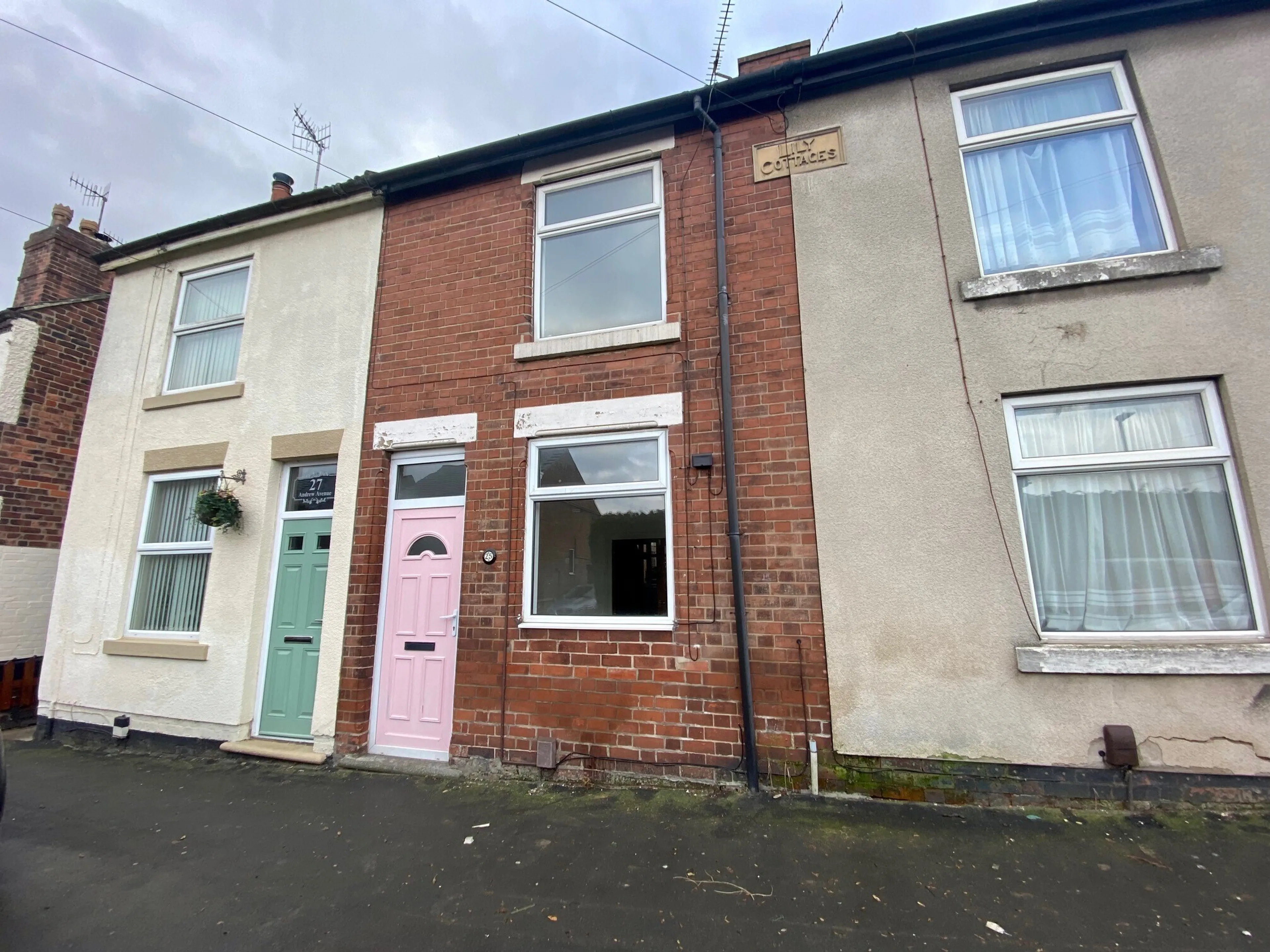 Property photo 0