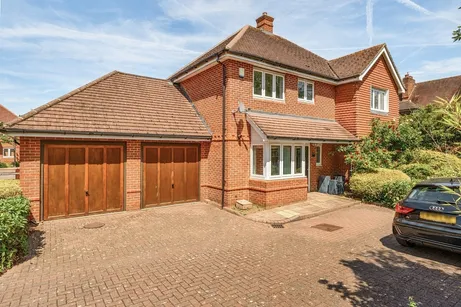 Nower Close East Dorking RH4