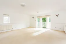 Larch Avenue, Ascot SL5 photo 5
