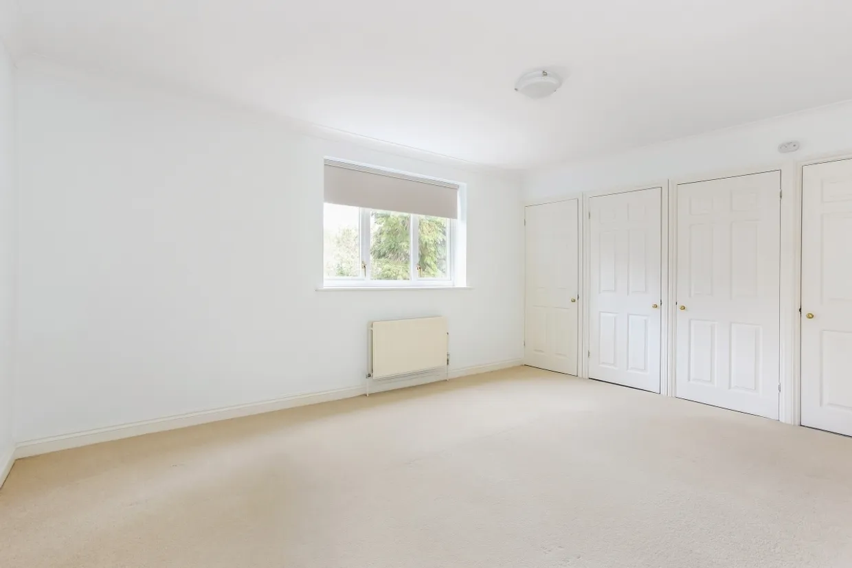 Larch Avenue, Ascot SL5 photo 6