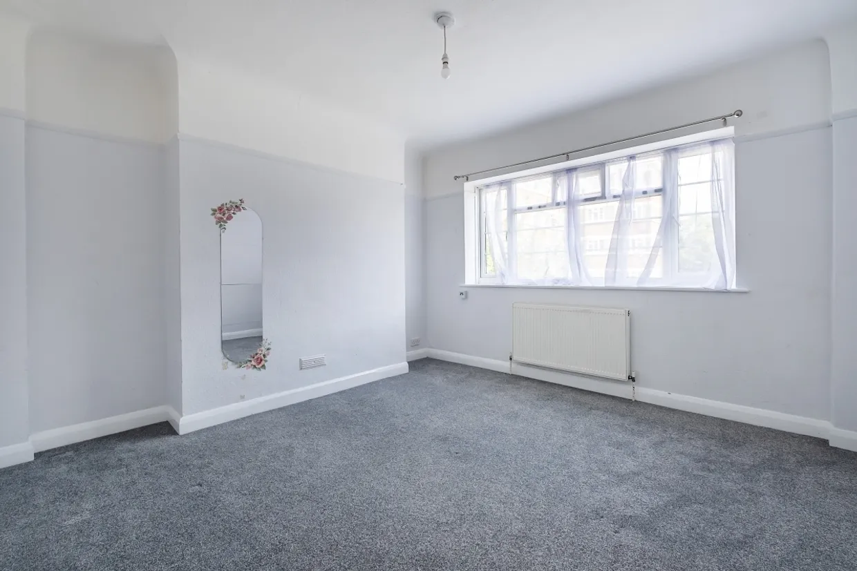 New Park Road London SW2 photo 9