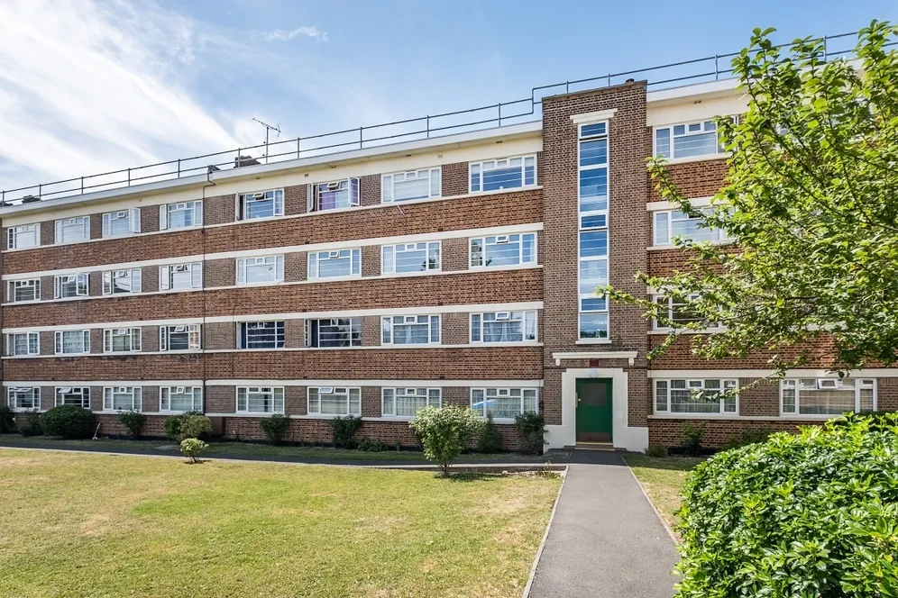 New Park Road London SW2 photo 11
