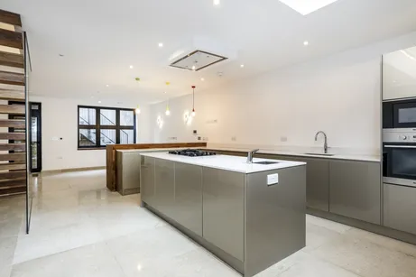 Freshford Street London SW18