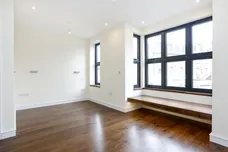 Freshford Street London SW18 photo 10