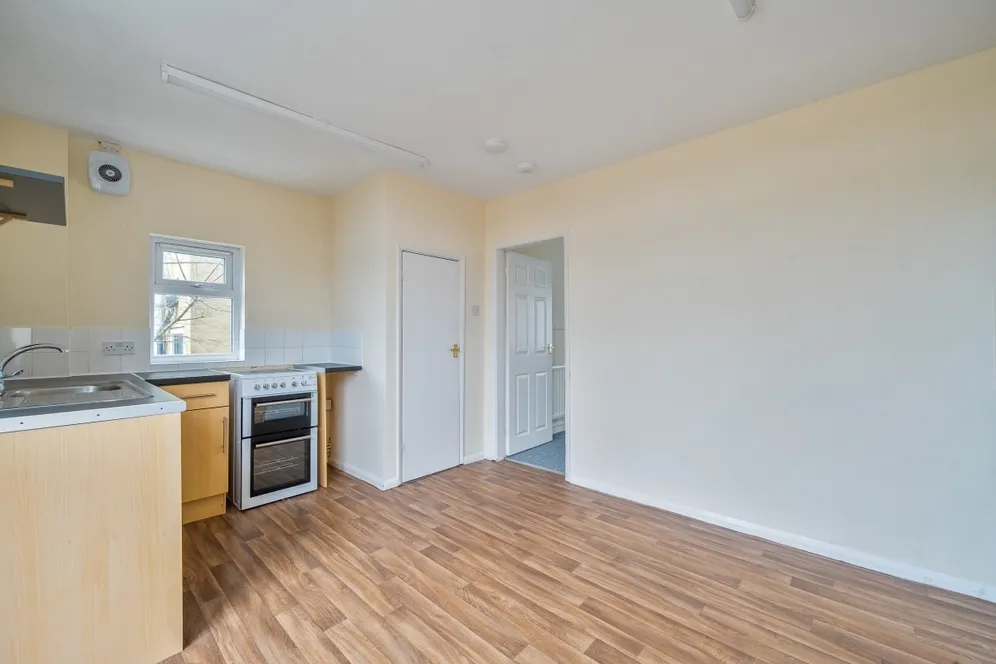 Windermere Road Bristol BS34 photo 6