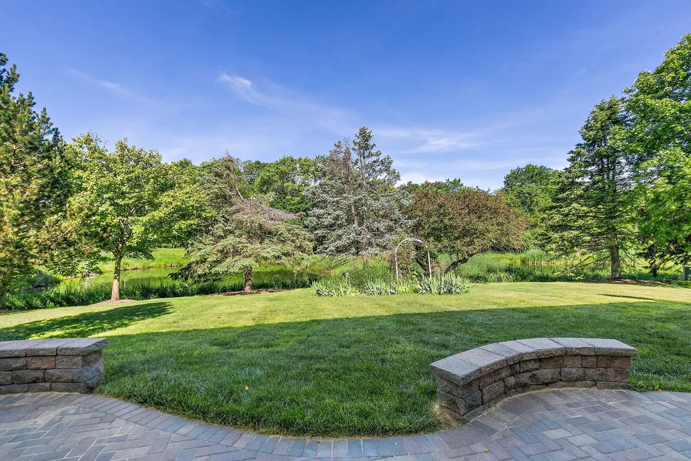 1476 Columbia Ln, Barrington, IL 60010