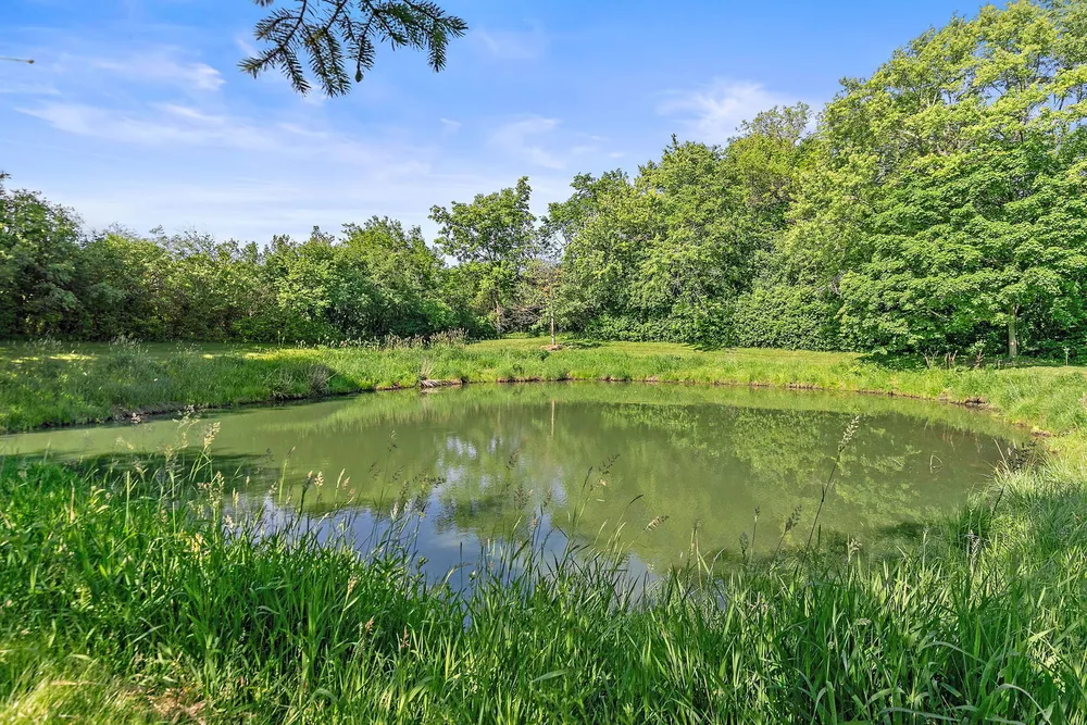 1476 Columbia Ln, Barrington, IL 60010